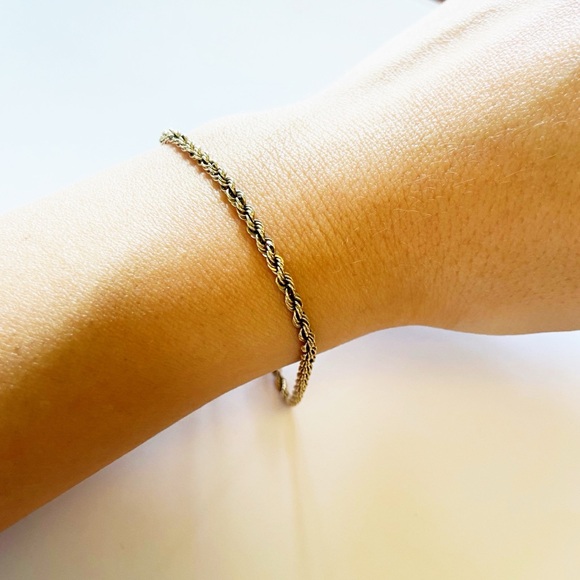 14k yellow gold Italian rope chain bracelet 8” 5.1 grams - Picture 7 of 7